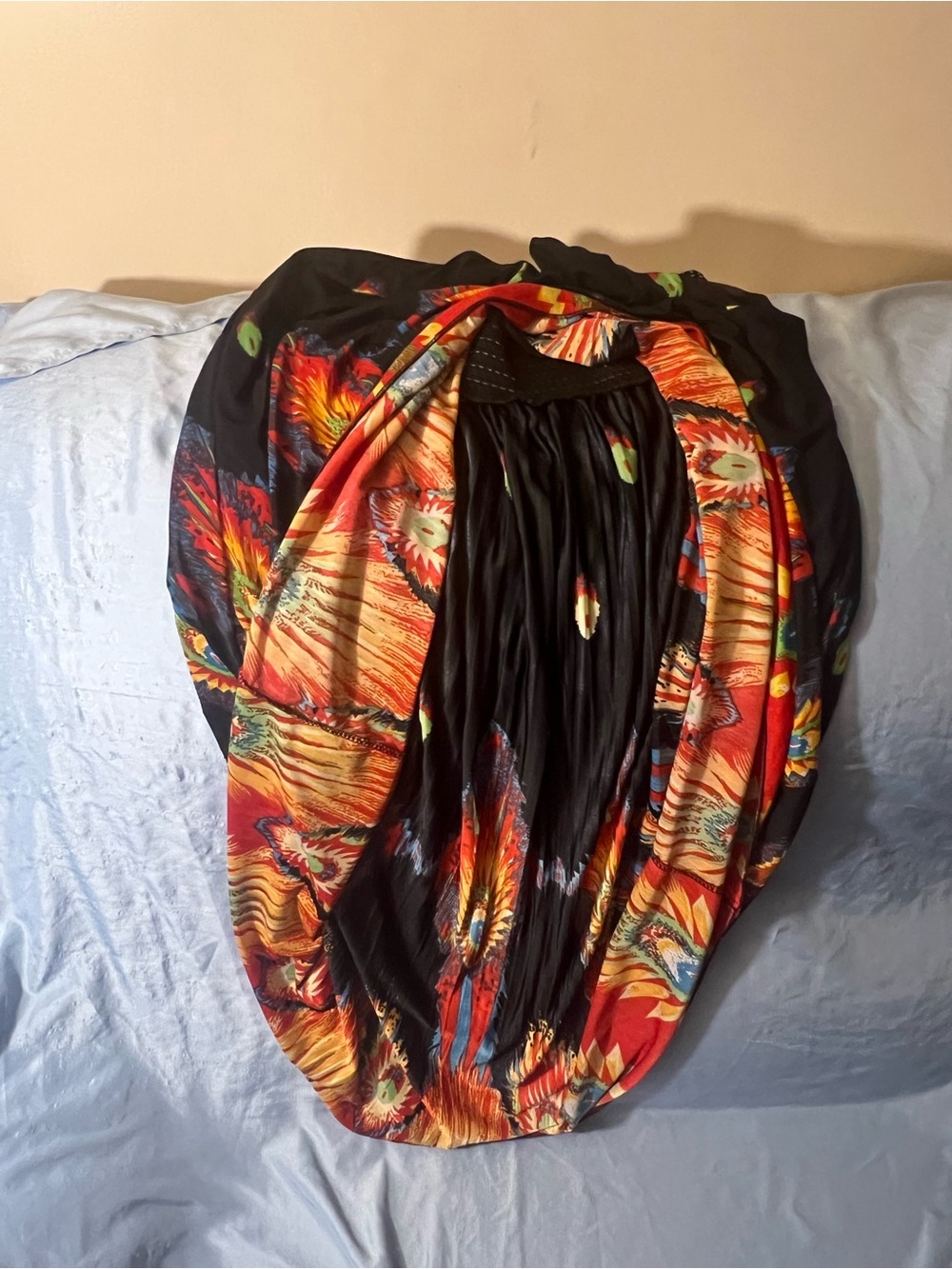 Bohemian Black Maxi Skirt with Vibrant Sunburst Print - Picture 4 of 6